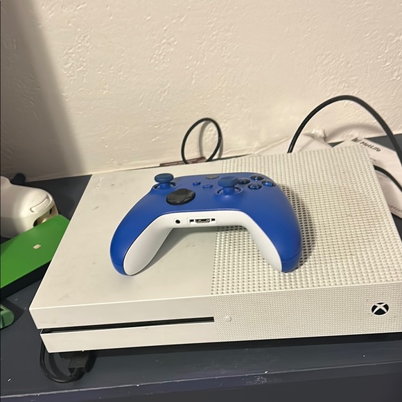 Console with Blue and White Controller